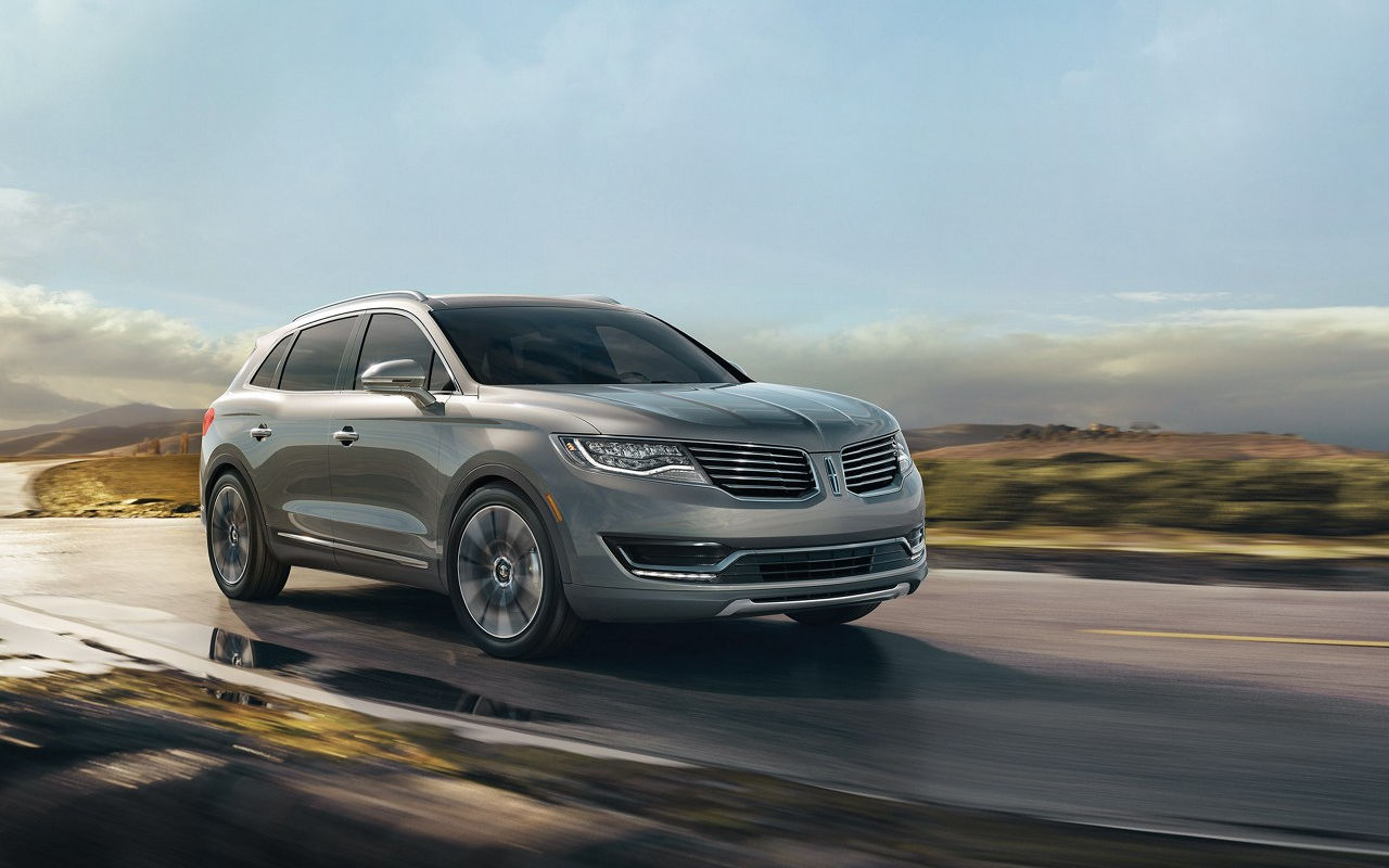 Comparison - Lincoln MKX Reserve 2018 - vs - Lincoln MKT Premiere 2018 Comparison - Lincoln MKX Reserve 2018 - vs - Lincoln MKT Premiere 2018